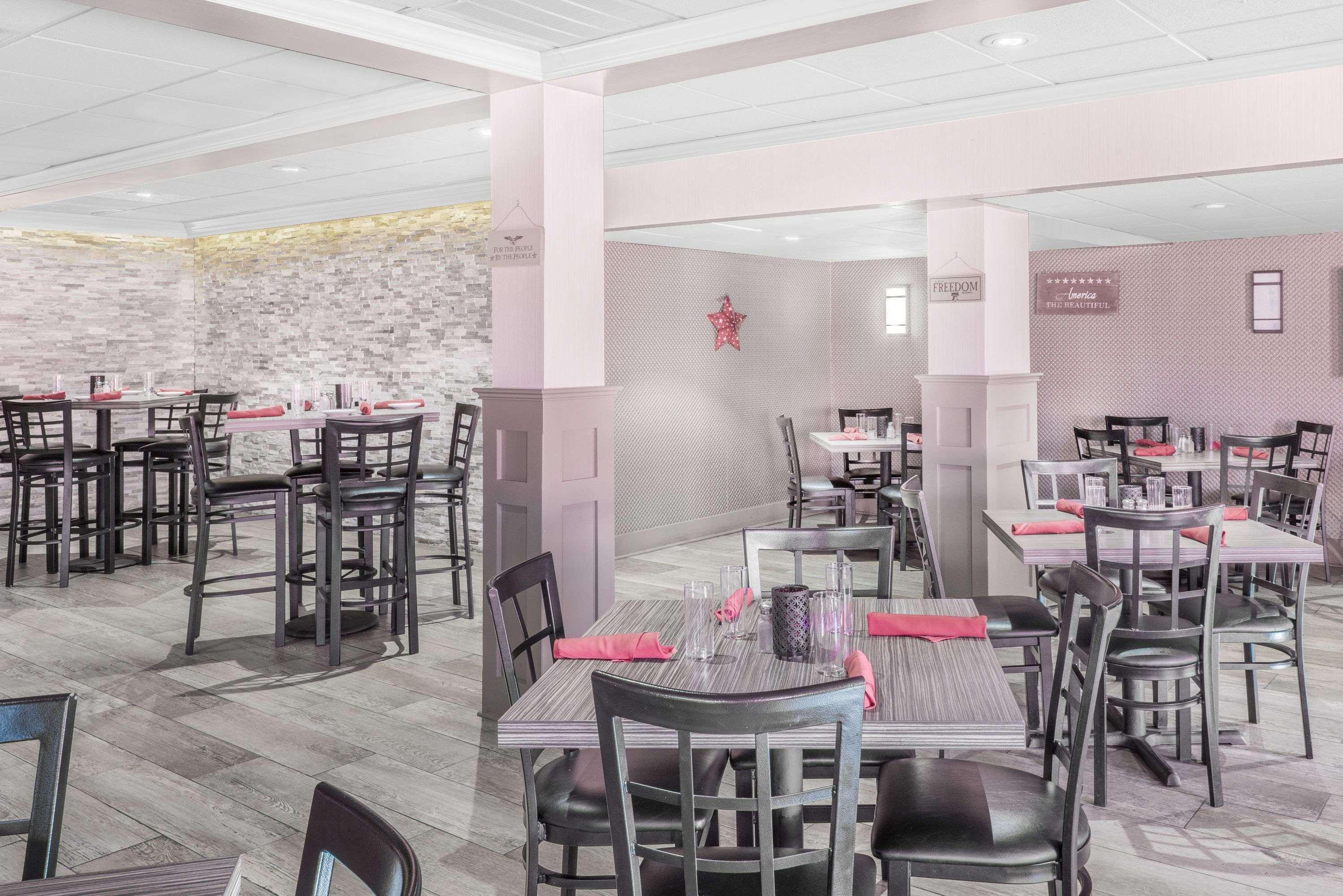 Days Inn By Wyndham Springfield/Phil.Intl Airport Εξωτερικό φωτογραφία