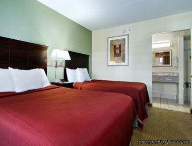 Days Inn By Wyndham Springfield/Phil.Intl Airport Δωμάτιο φωτογραφία